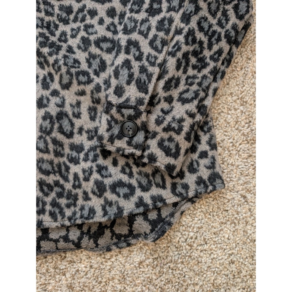 Bagatelle Collection Grey Leopard Print Wool Blend Button Down Shacket Jacket - Picture 4 of 5